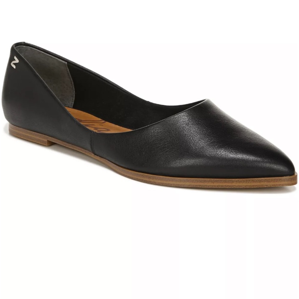 Size 9, pointed toe, black leather Hill flat from Zodiac